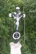 kříž u Kladin I po obnově